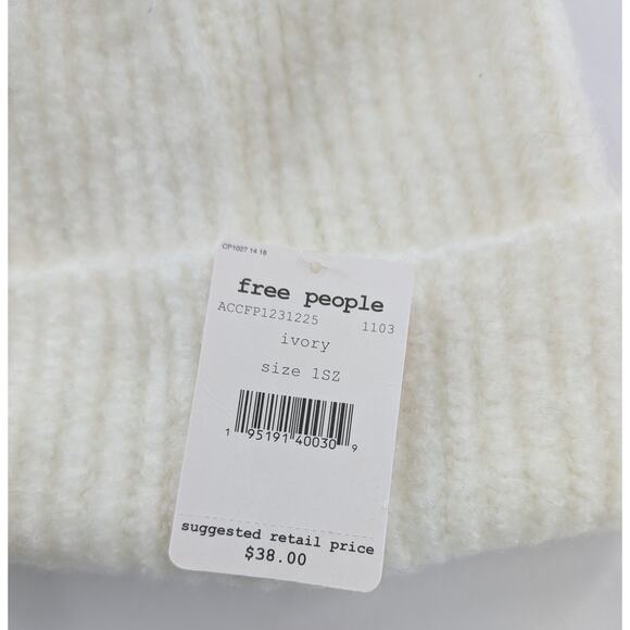 Free People Ivory Knit Beanie Winter Cozy Soft Hat One Size - Picture 4 of 7